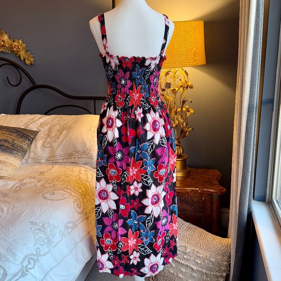 NWT Black w Retro Red Pink Floral Print Beach Cover Up Dress - Picture 3 of 6